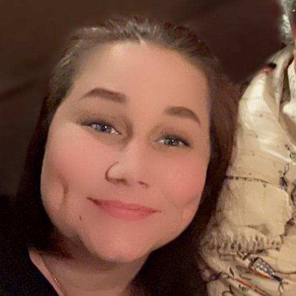 Meet your Posher, Jennifer - Picture 3 of 10